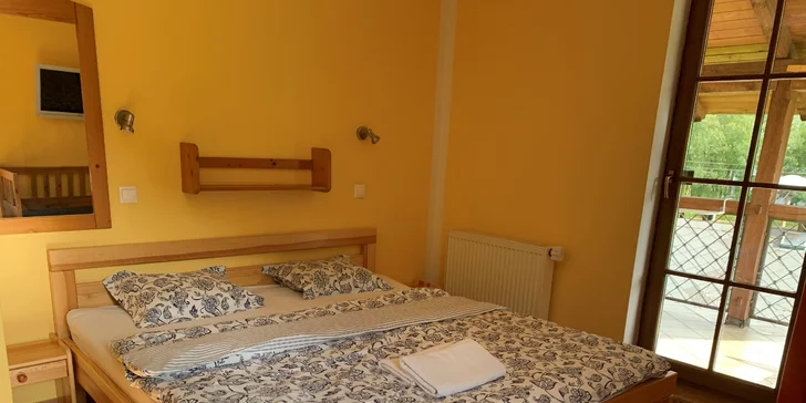 Vyrazte s rodinou za aktivní dovolenou do Jeseníků: chata v blízkosti ski areálů, snídaně či polopenze