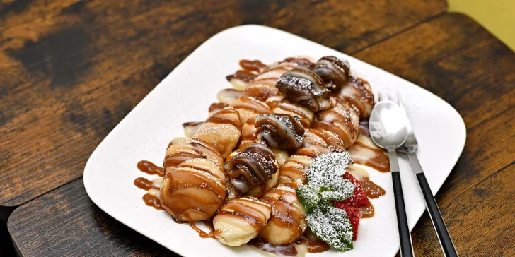 Americké mini lívance dle výběru: Kinder Bueno, Oreo, Lotus i jahody s javorovým sirupem