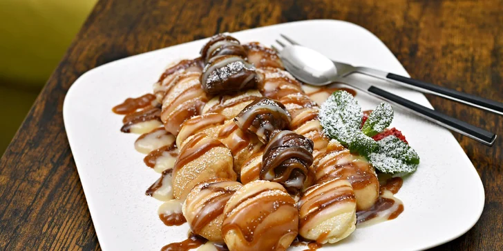 Americké mini lívance dle výběru: Kinder Bueno, Oreo, Lotus i jahody s javorovým sirupem