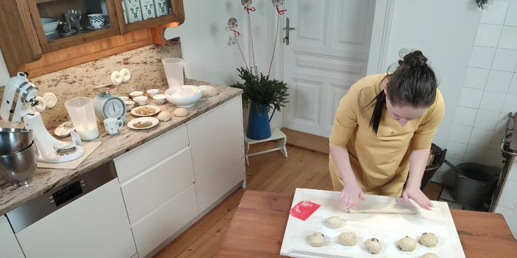 Vánočkové videokurzy: kvásková, z droždí i variace, bonusový materiál s kalkulačkou receptury