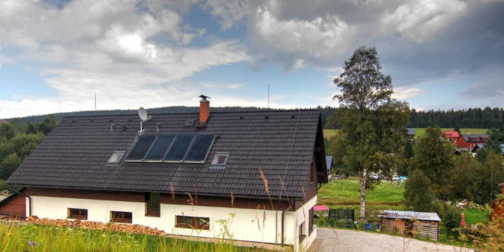 Pronájem celé chaty se saunou a vířivkou až pro 8 osob: pobyt v Kvildě, srdci Šumavy
