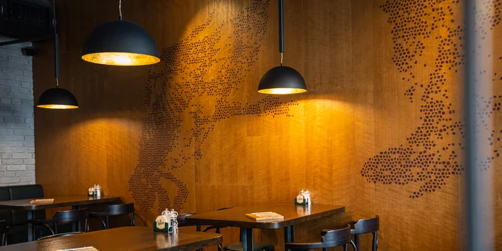 Otevřený voucher do restaurace Potrefená husa: konzumace v hodnotě 500 nebo 1000 Kč