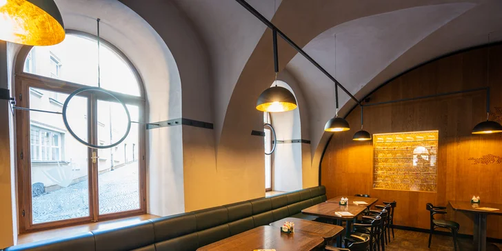 Otevřený voucher do restaurace Potrefená husa: konzumace v hodnotě 500 nebo 1000 Kč