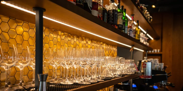 Otevřený voucher do restaurace Potrefená husa: konzumace v hodnotě 500 nebo 1000 Kč