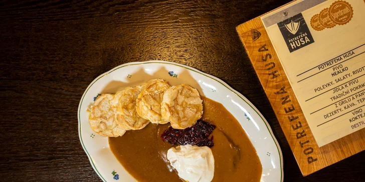 Otevřený voucher do restaurace Potrefená husa: konzumace v hodnotě 500 nebo 1000 Kč