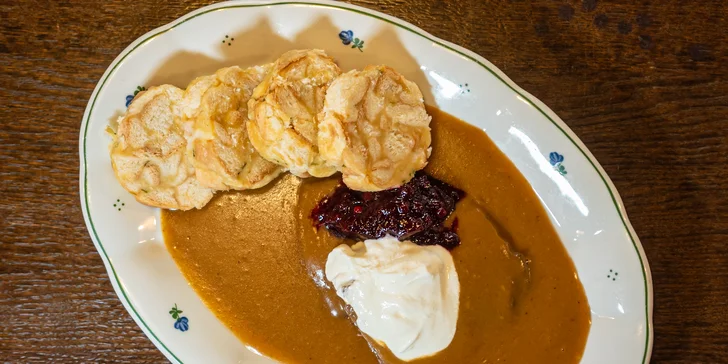 Otevřený voucher do restaurace Potrefená husa: konzumace v hodnotě 500 nebo 1000 Kč