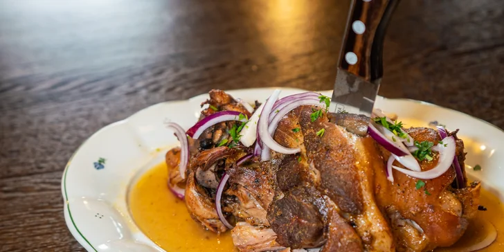 Otevřený voucher do restaurace Potrefená husa: konzumace v hodnotě 500 nebo 1000 Kč