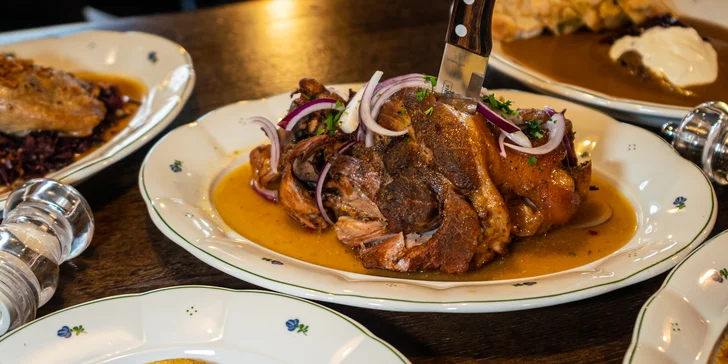 Otevřený voucher do restaurace Potrefená husa: konzumace v hodnotě 500 nebo 1000 Kč