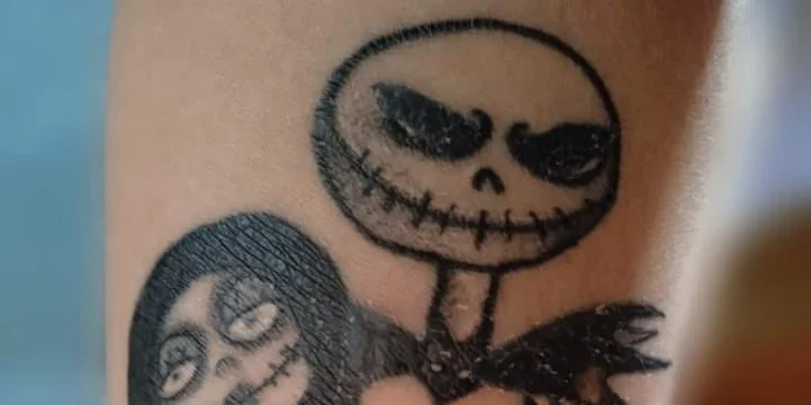Nové tetování v salonu Leo_tattoo_piercing: velikost 5 × 5 až 20 × 20 cm