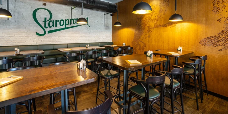 Otevřený voucher do restaurace Potrefená husa: konzumace v hodnotě 500 nebo 1000 Kč