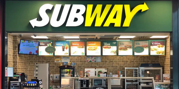 Svačina ze Subway: libovolný sendvič a pečené brambory s omáčkou pro 1 nebo 2 osoby