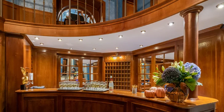 Romantický pobyt ve 4* hotelu kousek od Petřína: snídaně i welcome drink