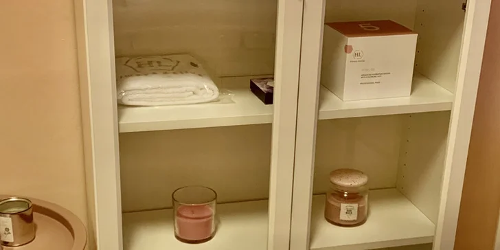 Ultrazvukové čištění pleti, anti-age peeling nebo omlazující kúra dle výběru
