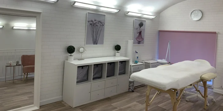 Ultrazvukové čištění pleti, anti-age peeling nebo omlazující kúra dle výběru