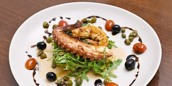 Otevřený voucher do brazilské restaurace Delicia: 1000–2000 Kč na jídlo i nápoje