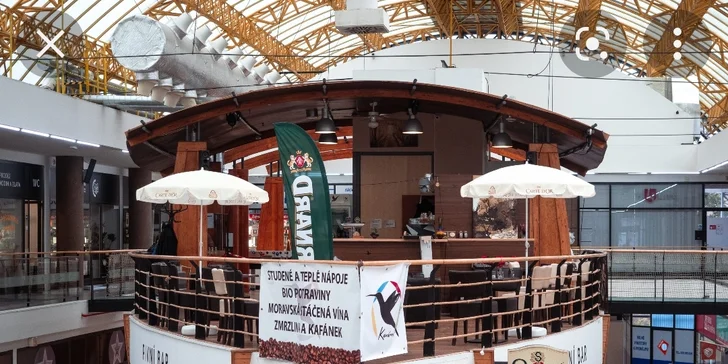 Elíziny dorty: cupcakes i dvoukilový dort s krabicí na odnos