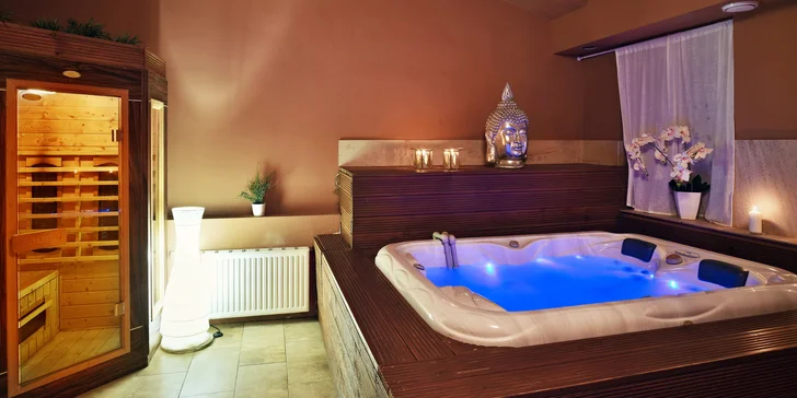 2 hodiny nebo celá noc v privátním wellness pro dva: hydromasážní vana, infrasauna i občerstvení