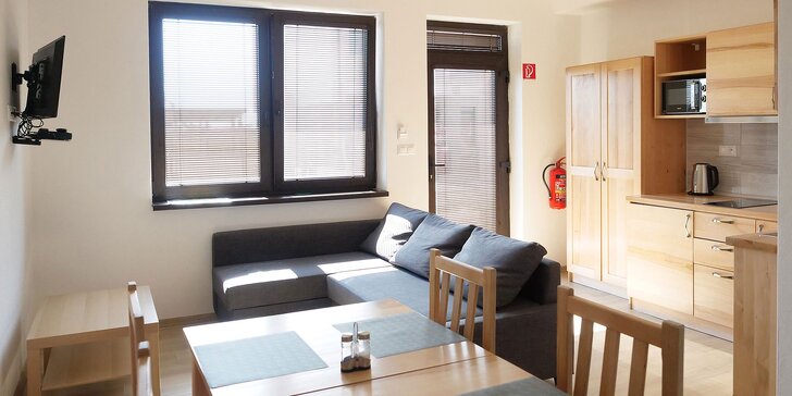 Dovolená pro pár i partu: studio či apartmán s balkonem, sleva na relax v termálech