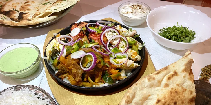 Exotika na talíři: tandoori mix talíř se 450 g masa vč. příloh a omáčky