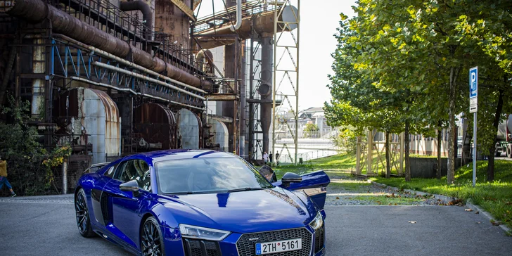 Jízda v moderní Audi R8 V10 Plus: 15 min. spolujízdy nebo až 30 min. řízení