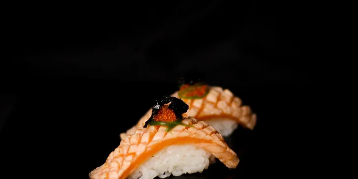 Vytříbené sushi sety v MOON Sushi Restaurant v samotném centru Brna