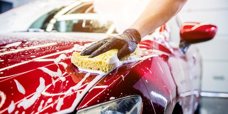 Čištění auta: interiér, exteriér, tepování, voskování, ruční mytí