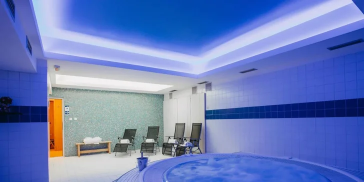 4* pobyt v Praze pro dva: jedna noc i celý týden, snídaně a možnost wellness