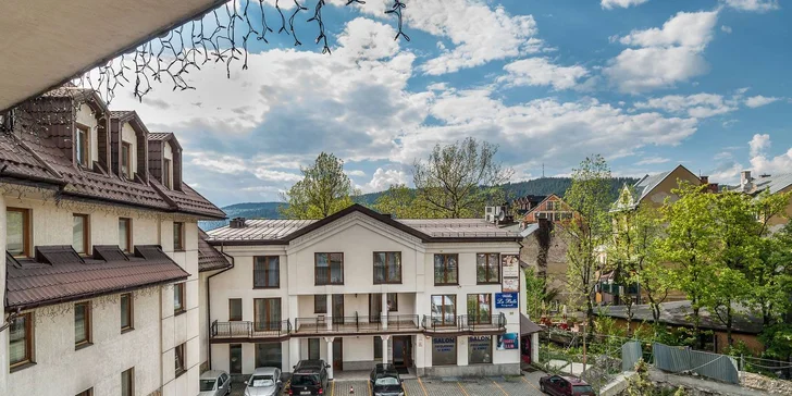 Pobyt se snídaní v hotelu na vyhlášené ulici Krupówki v centru Zakopaného
