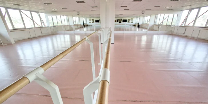 Baletní lekce pro děti i dospělé: skupinové i soukromé lekce a pololetní kurzy
