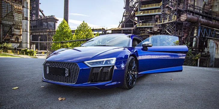 Jízda v moderní Audi R8 V10 Plus: 15 min. spolujízdy nebo až 30 min. řízení