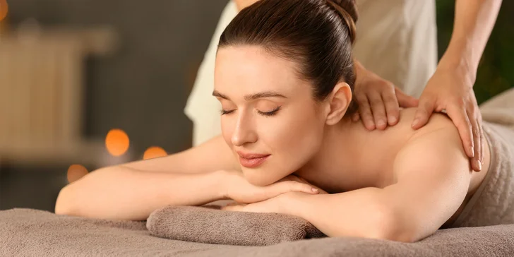 Klasická či relaxační masáž zad, dolních končetin nebo celého těla