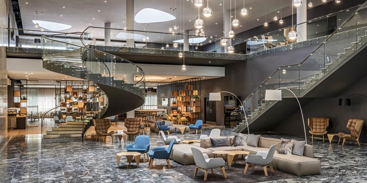 Moderní hotel sítě Marriott v Brně: polopenze, parkování, pozdní check-out a dítě do 5,9 let zdarma