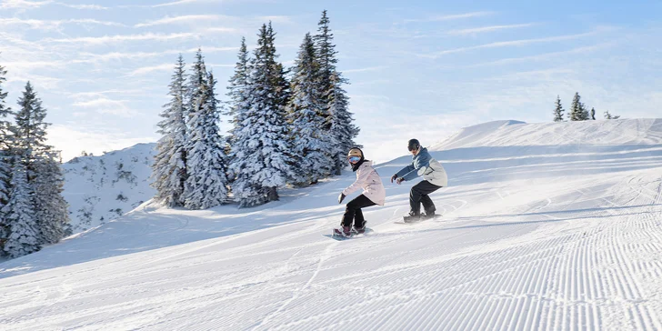 Dovolená v Alpách: moderní horský hotel COOEE alpin Dachstein se snídaní či polopenzí a saunami