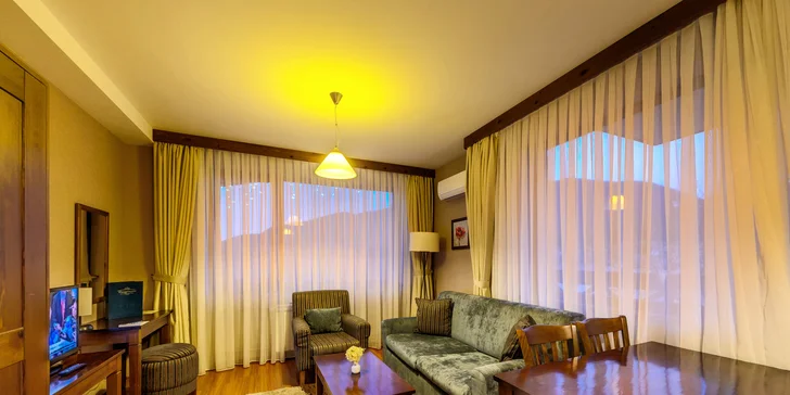 Za parádní lyžovačkou do Bulharska: 5* hotel se snídaní, bazénem, vířivkou a saunami