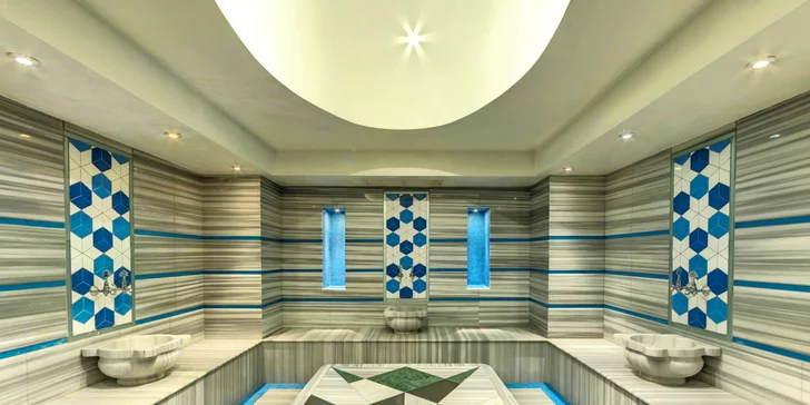 Za parádní lyžovačkou do Bulharska: 5* hotel se snídaní, bazénem, vířivkou a saunami