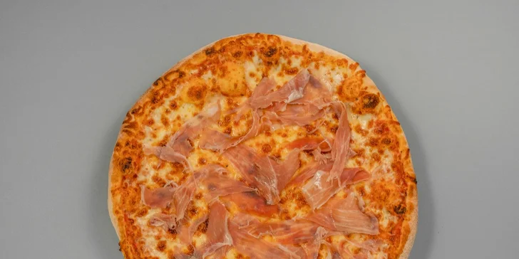 Pro jednoho pizza dle výběru, pro dvě nebo čtyři osoby pizza a třeba i 0,5l pivo Ostravar