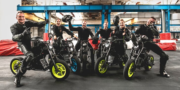 Vyzkoušej si elektrickou motorku v Pitlandu: jedinečná zábava pro děti i dospělé