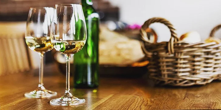 Krásné apartmány kousek od Laa an der Thaya i Aqualandu Moravia, možnost degustace vína