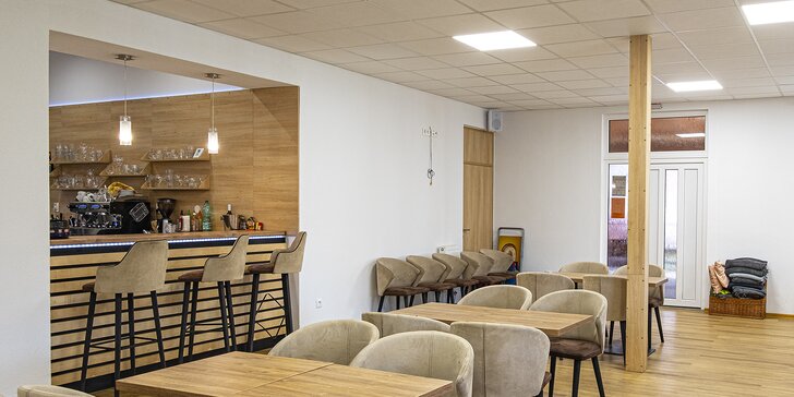 Penzion Haliganda: moderní pokoje pro 1–4 osoby, snídaně nebo polopenze