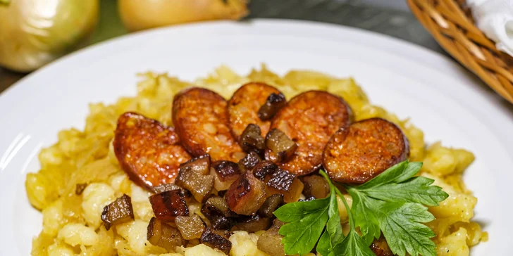 Pobyt v klidné části Liptova: moderní pokoje až pro 7 osob, snídaně nebo polopenze