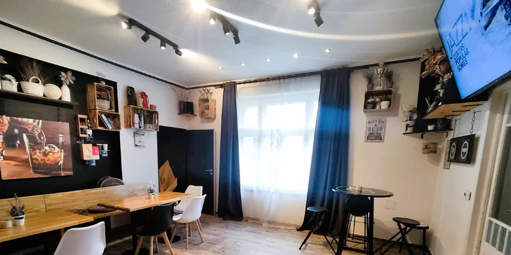 Pralinky a lanýže z čokoládovny Janek v Rocher Café: 10 nebo 20 ks v dárkovém balení