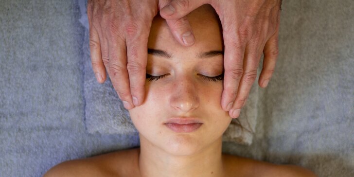 Relaxační aroma masáže vybraných partií i celého těla nebo tlaková masáž