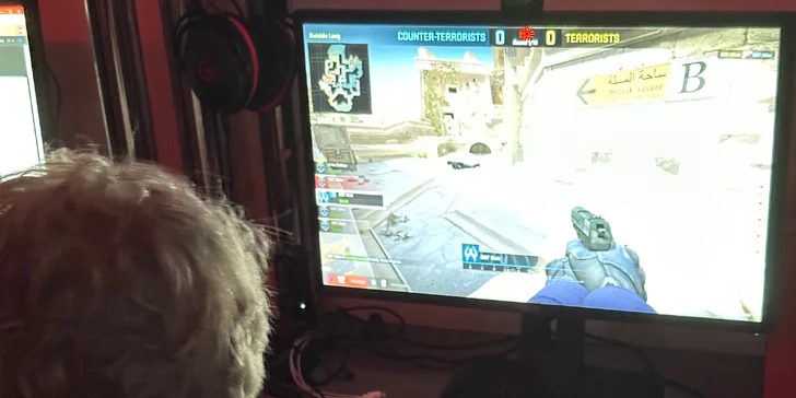 Hodinová počítačová online pařba s Jirkou Babicou pro 2 nebo 4 hráče