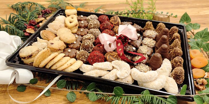 Krabice 13 druhů vánočního cukroví: 500 či 1000 g, osobní odběr nebo rozvoz