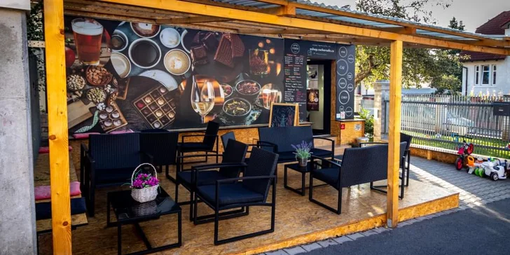 Pralinky a lanýže z čokoládovny Janek v Rocher Café: 10 nebo 20 ks v dárkovém balení