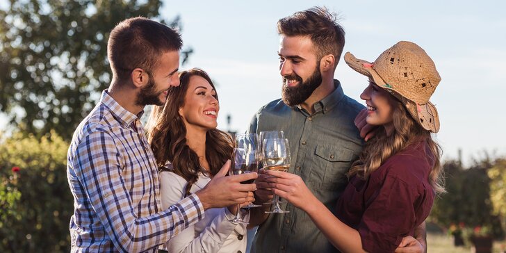 Pardubické vínokoštování 2023: vstupné a degustační sklenice pro 2 osoby i kupón na víno