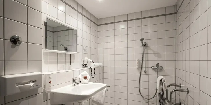 Za adventními trhy do Drážďan, hotel jen 15 min autem od centra, snídaně i wellness