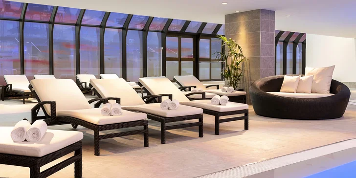 5* pobyt v hotelu Hilton u Vltavy: snídaně, neomezený wellness a pozdní check-out