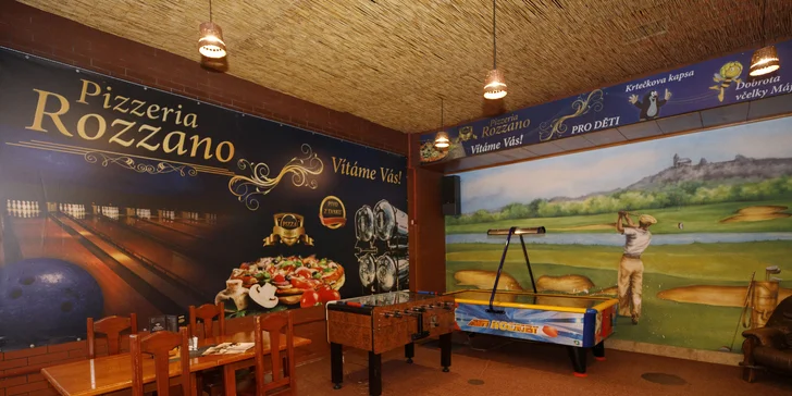 Bowling a k tomu řízečky či stripsy, pizzy nebo burger menu v Jaroměři