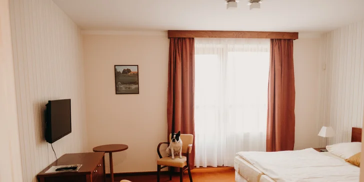 Pobyt ve Slavkově u Brna nejen pro golfisty: hotel přímo na hřišti, se snídaní a vínem